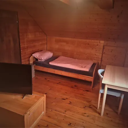 Zur Oid'n Zimmerei Gasthof *